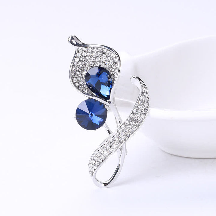 Strahlend blaue Blumenbrosche für Frauen