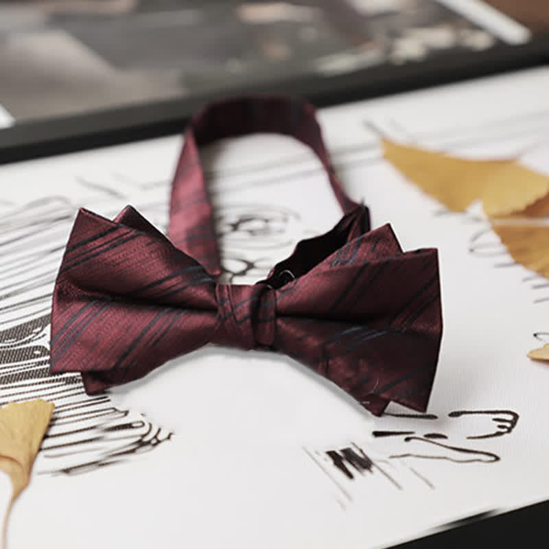 Herren-Fliege der Burgundy-Serie