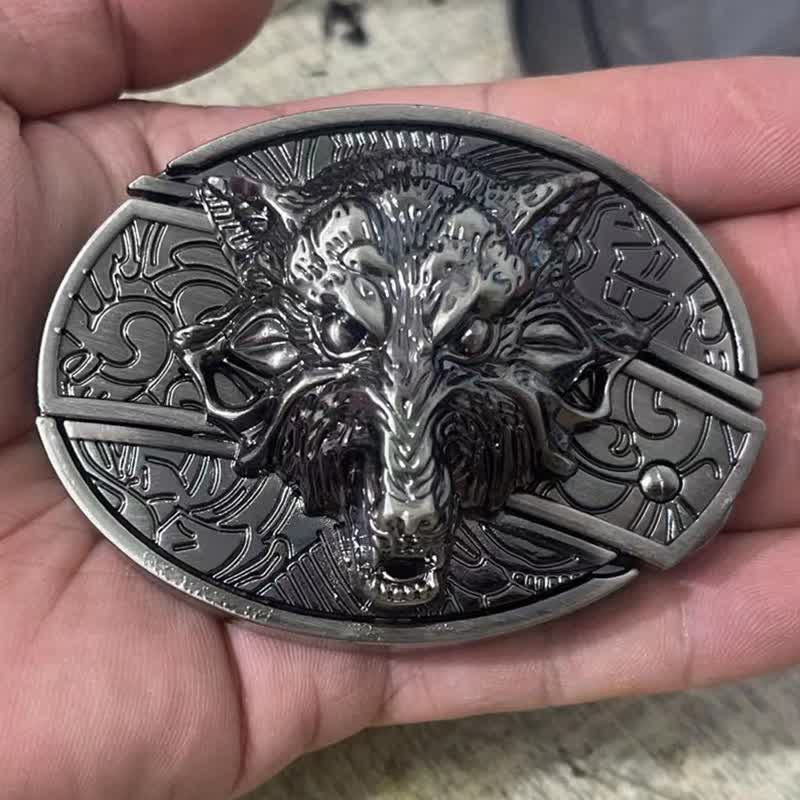 Herren-Ledergürtel „Fierce Wolf“ mit Klappmesser