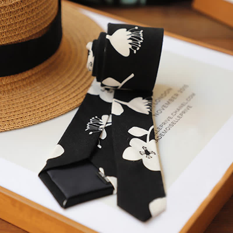 Elegante, florale, schmale Krawatte für Herren