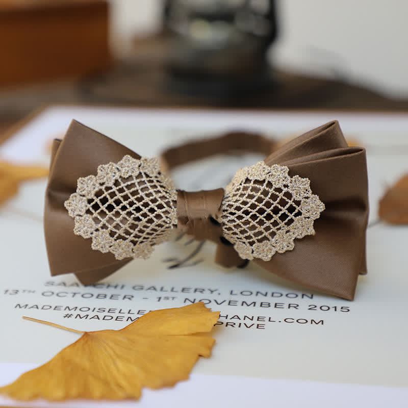 Elegante Blumen-Spitzen-Fliege für Herren