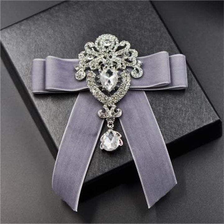 2er Set Royal Strass Brosche Samt Fliege