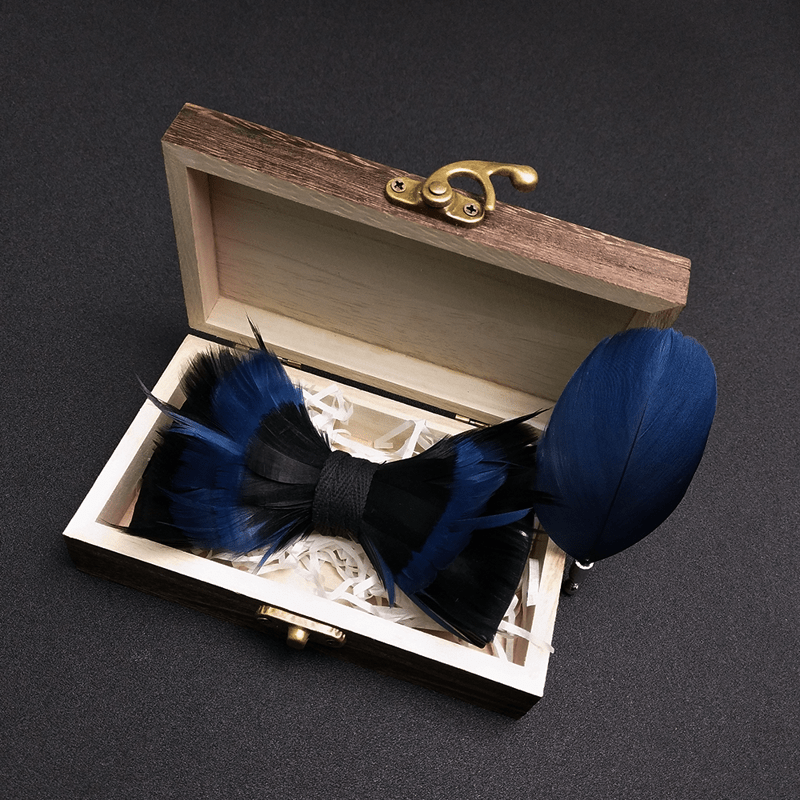 Mitternachtsblau & Schwarze Feder Fliege mit Reversnadel - image 1
