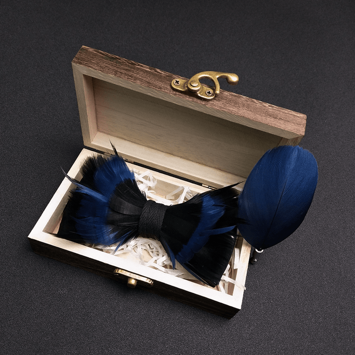 Mitternachtsblau & Schwarze Feder Fliege mit Reversnadel - image 1