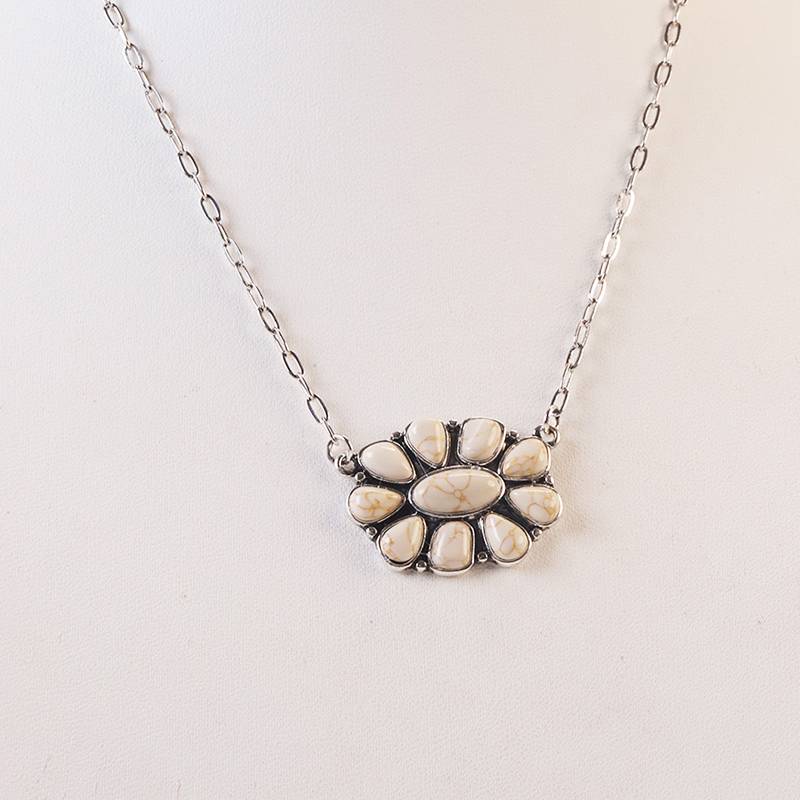 Vintage Boho Türkisblumen-Halskette für Damen - Weiß - image 8