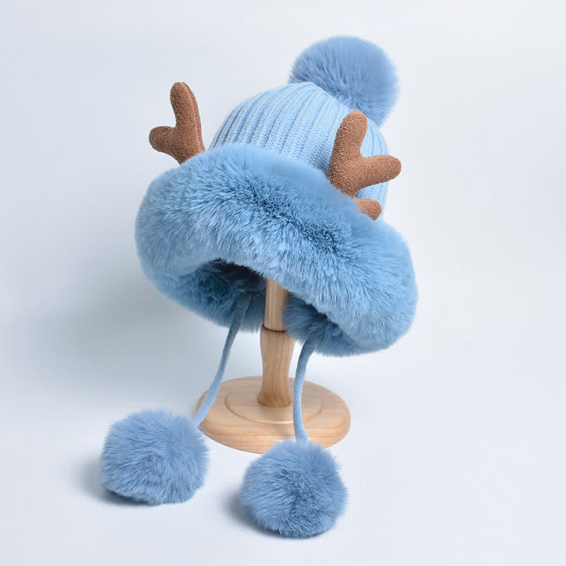 Niedlicher Damenmütze mit Hirschgeweih und Bommel