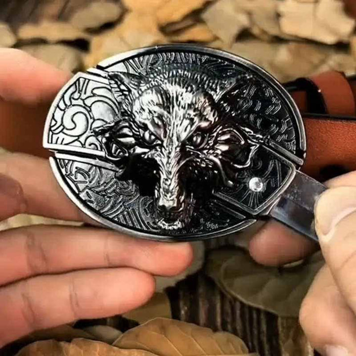 Herren-Ledergürtel „Fierce Wolf“ mit Klappmesser