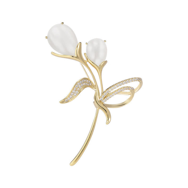 Exquisite Tulpen-Perlen-Brosche für Frauen