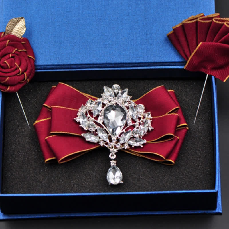 3er-Set gestreifte Anstecknadel mit Strass und Fliege
