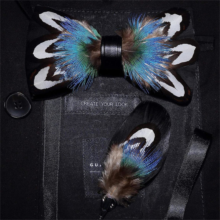 Blaue & Schwarze Edle Pfauenfeder Fliege mit Reversnadel