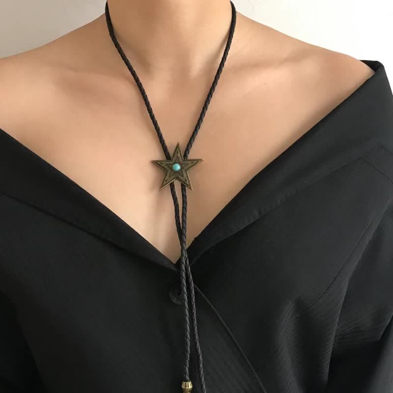 Vintage Naturstein Stern Anhänger Halskette Bolo Tie