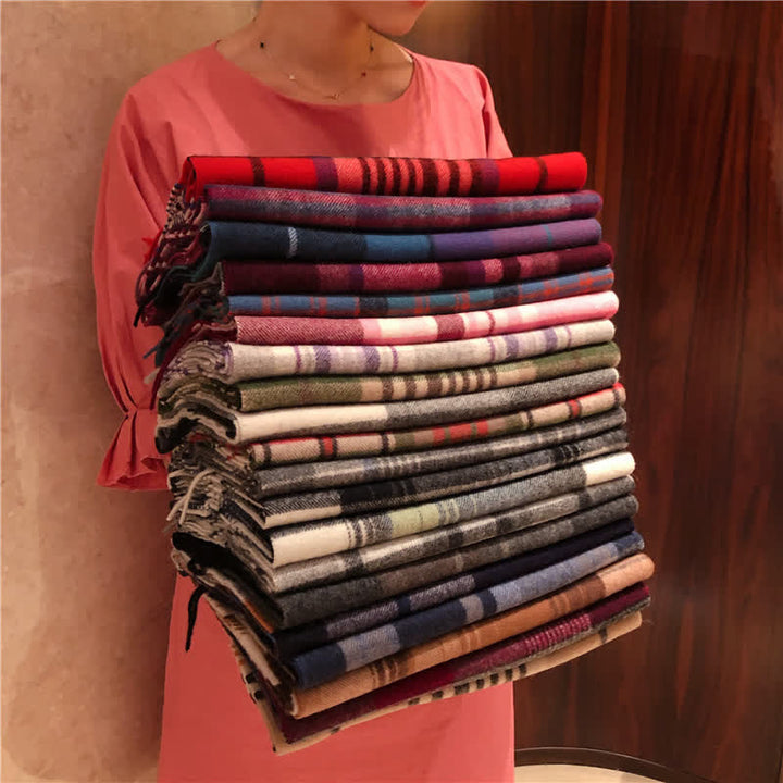 Unisex-Schal aus Lammfell im Edinburgh-Karo-Design, groß und warm - image 0