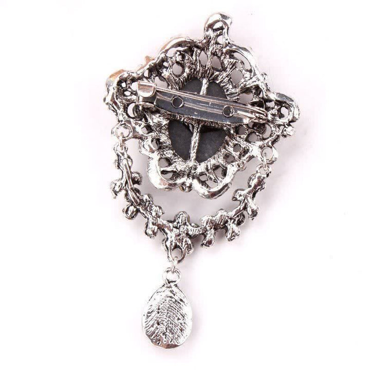 Damen-Brosche „Maiden Cameo Teardrop“.