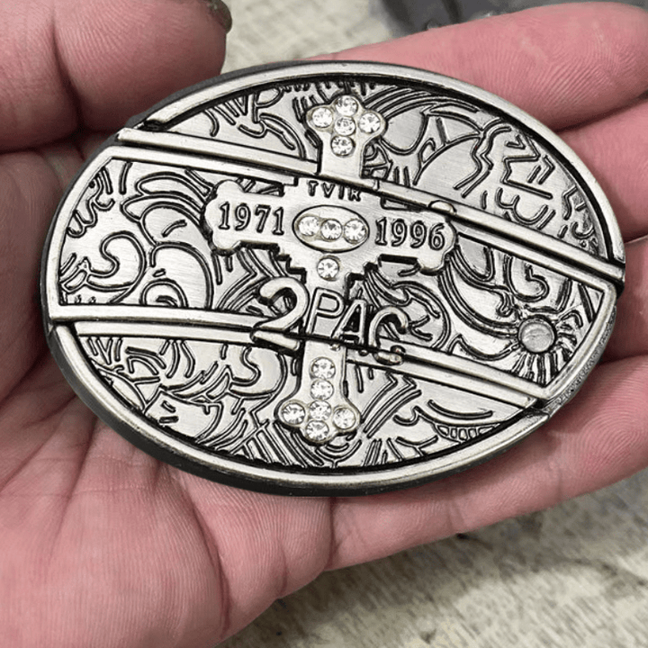 Kleiner Herren-Kreuz-Ledergürtel mit Klappmesser