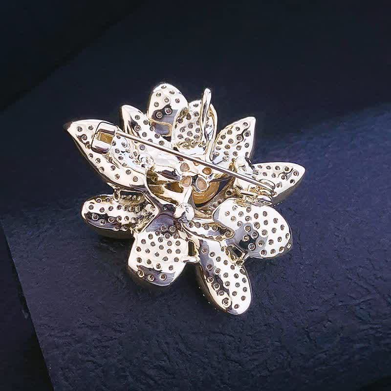 Frauen Temperament Perlen Lotus Brosche
