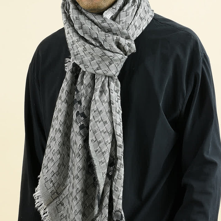 Einzigartiger Knitterkaro-Quasten-Schal für Männer