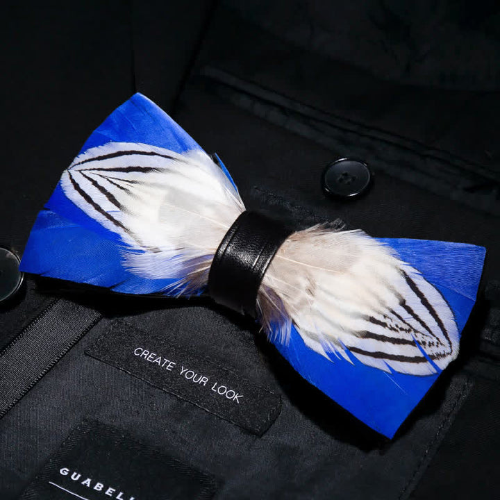 Blau &amp; Weiß Liberty Federfliege mit Reversnadel